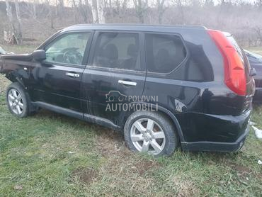 Nissan X-Trail 20 diz 2007. god. -  kompletan auto u delovima