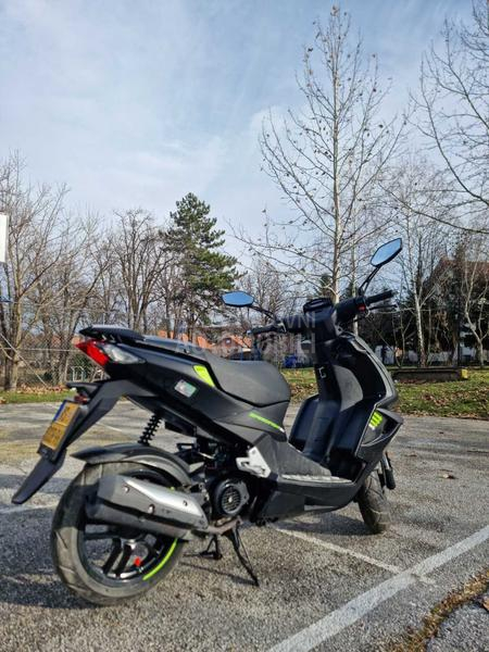 Peugeot Speed fighter 4