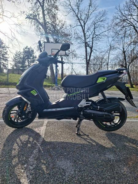 Peugeot Speed fighter 4