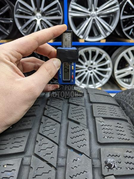 Continental 215/65 R16 Zimska