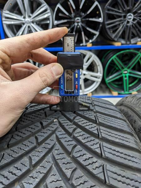 Semperit 225/55 R17 Zimska