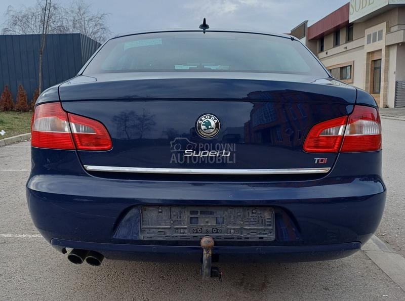 Škoda Superb 