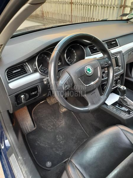 Škoda Superb 