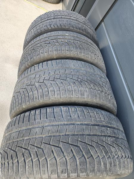 Hankook 285/45 R19 Zimska