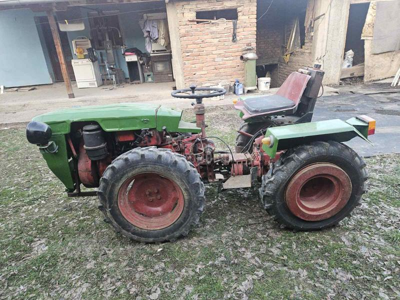 Tomo Vinković Jednoosovinski traktor