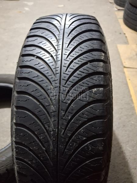 Goodyear 155/65 R14 Zimska