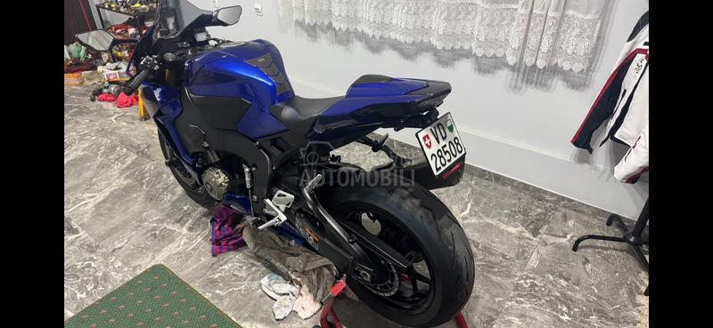 Honda cbr