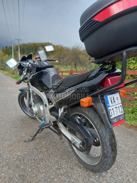 Suzuki GS 500