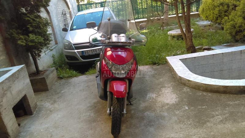 Piaggio Beverly 500