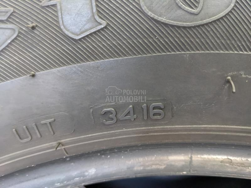 Firestone 235/65 R17 Zimska