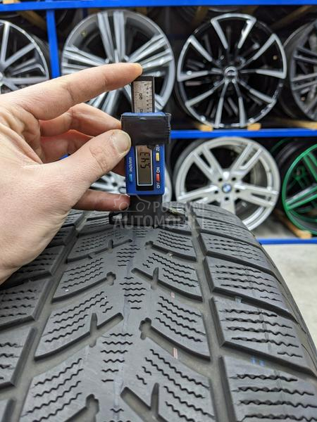 Goodyear 215/65 R17 Zimska