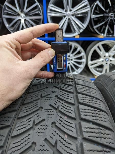 Goodyear 215/65 R17 Zimska