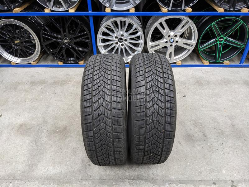 Goodyear 215/65 R17 Zimska
