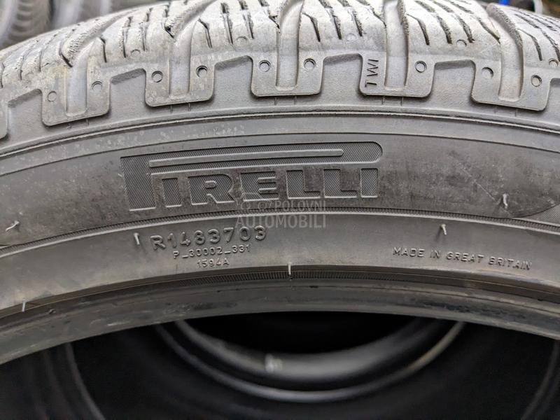 Pirelli 255/40 R21 Zimska
