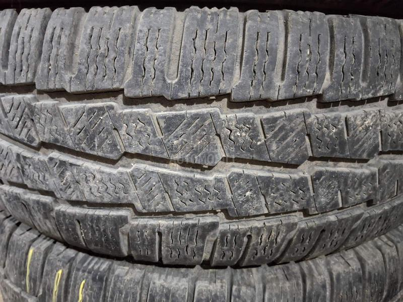 Michelin 215/65 R16 Zimska