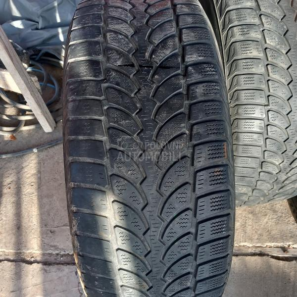 Bridgestone 235/60 R16 Zimska