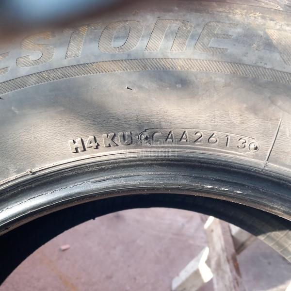 Bridgestone 235/60 R16 Zimska