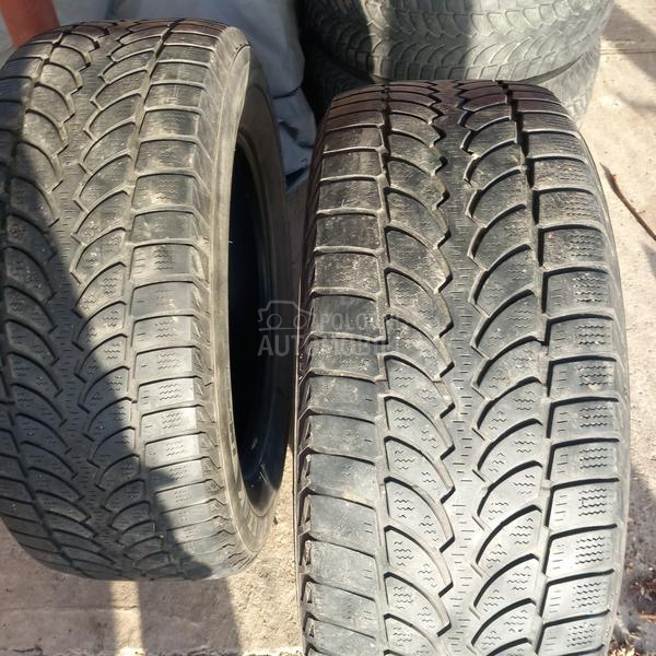 Bridgestone 235/60 R16 Zimska