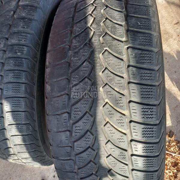 Bridgestone 235/60 R16 Zimska