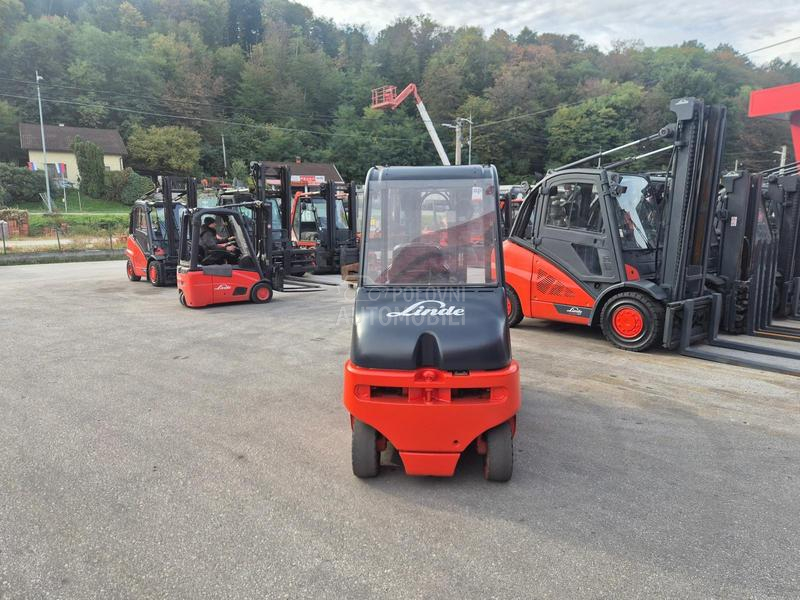 Linde E 25 Triplex