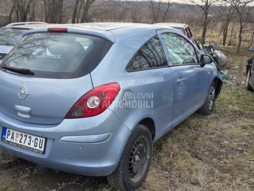 Opel Corsa D 1.4b a.utomatik