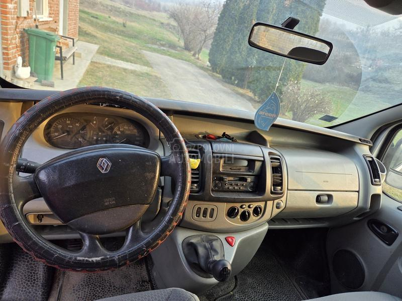 Renault Trafic 