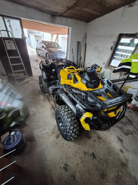 Can-Am Outlender