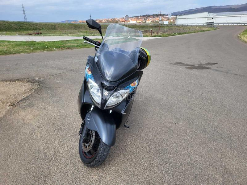 Suzuki burgman