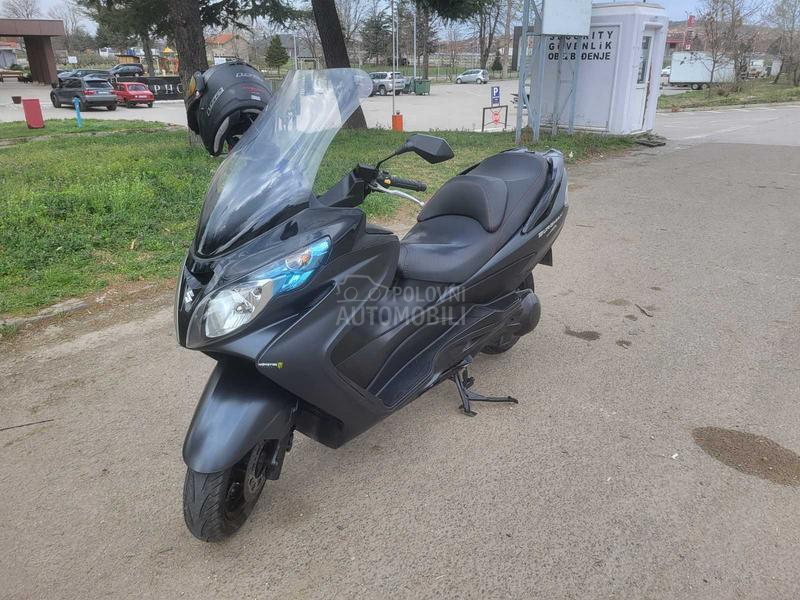 Suzuki burgman