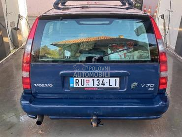 Volvo V70 2.0