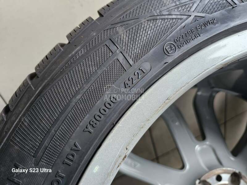 Vredestein 275/45 R21 Zimska