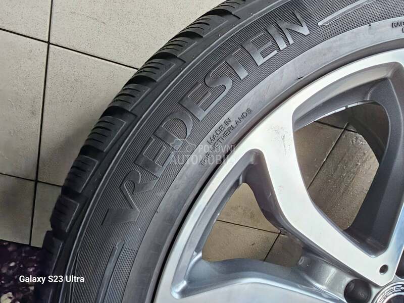 Vredestein 275/45 R21 Zimska