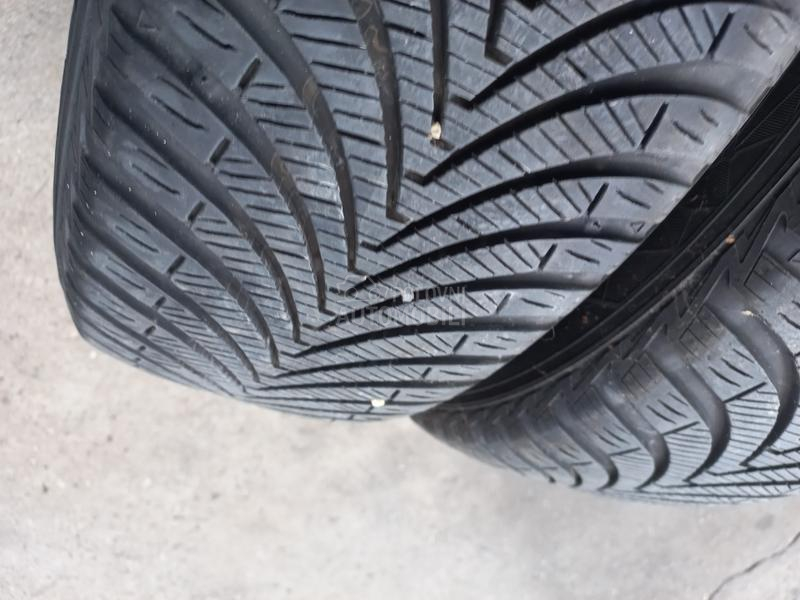 Kumho 185/60 R15 Sve sezone