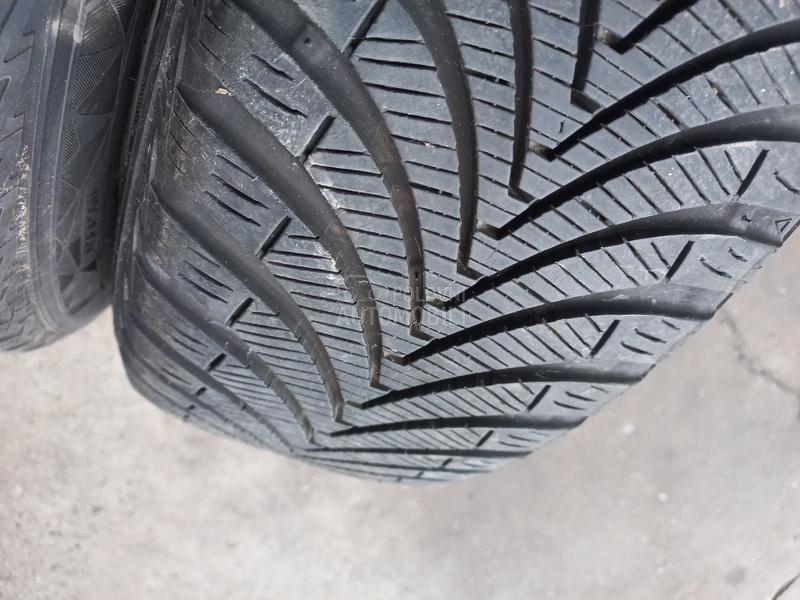 Kumho 185/60 R15 Sve sezone