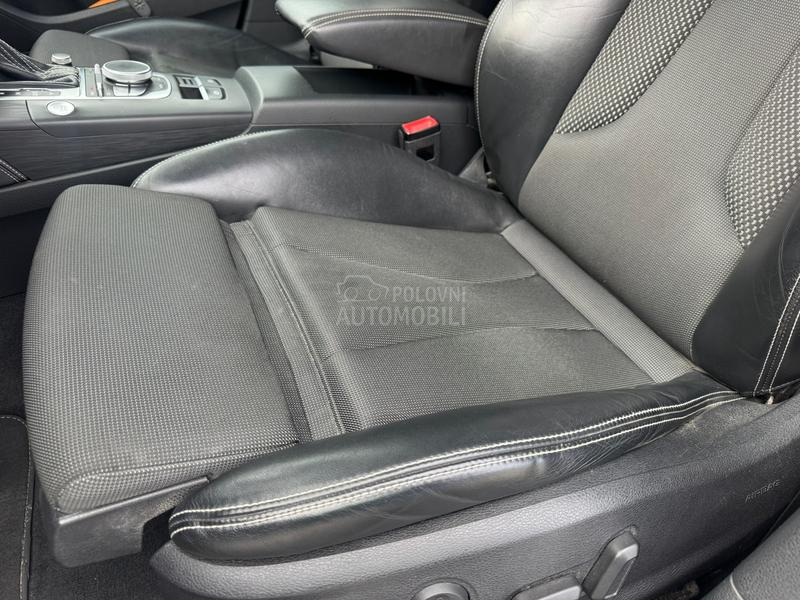 Audi e-tron PANO / LED