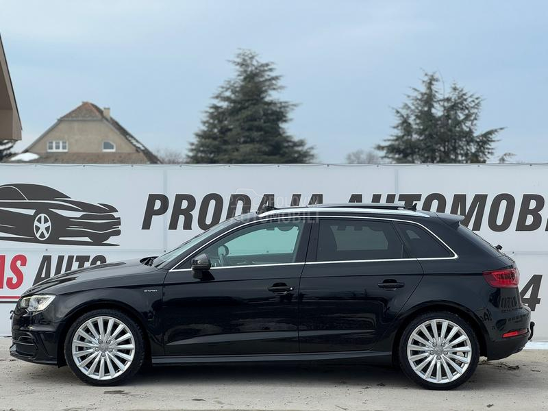 Audi e-tron PANO / LED