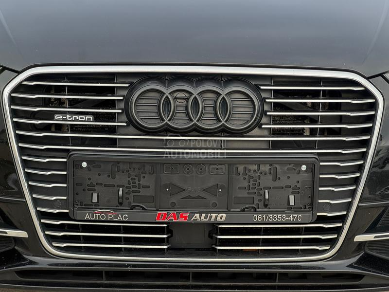 Audi e-tron PANO / LED