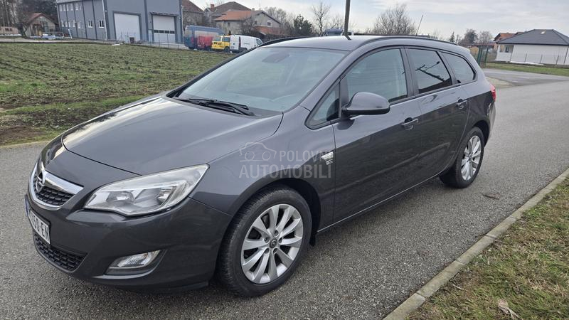 Opel Astra J 1.7 Cdti