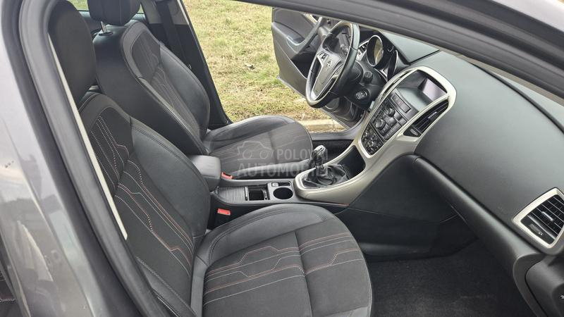 Opel Astra J 1.7 Cdti