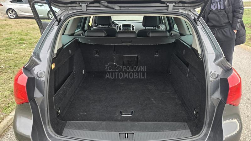 Opel Astra J 1.7 Cdti