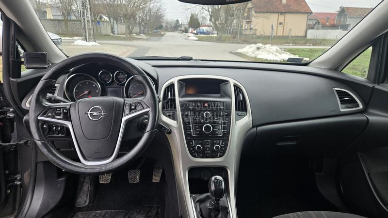 Opel Astra J 1.7 Cdti