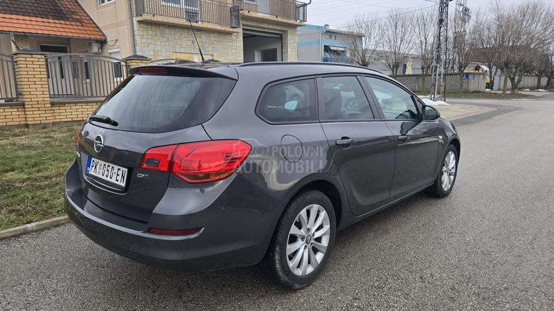 Opel Astra J 1.7 Cdti