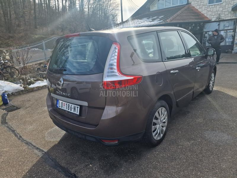 Renault Grand Scenic 