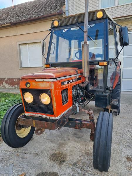 Zetor 7011