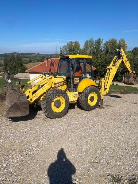 New Holland Lb115