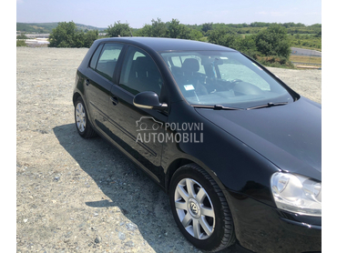 Volkswagen Golf 5 united