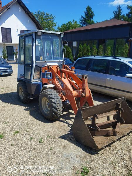 Kubota R410