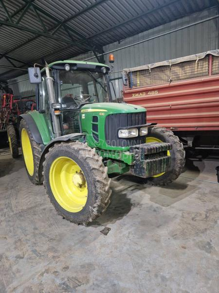 John Deere 6130