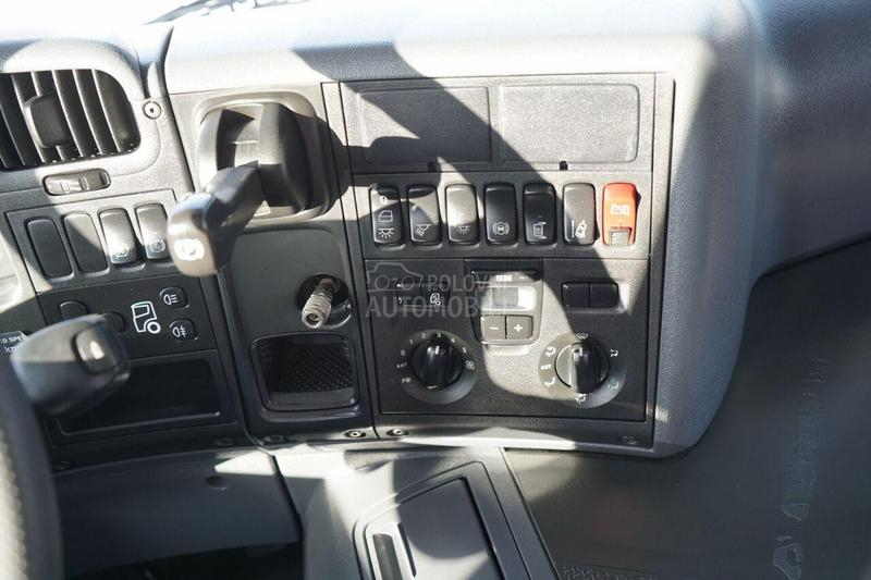 Scania P 360/3 s kiper/IMP3617
