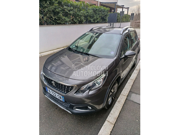 Peugeot 2008 1.2 ALLURE AUTOM